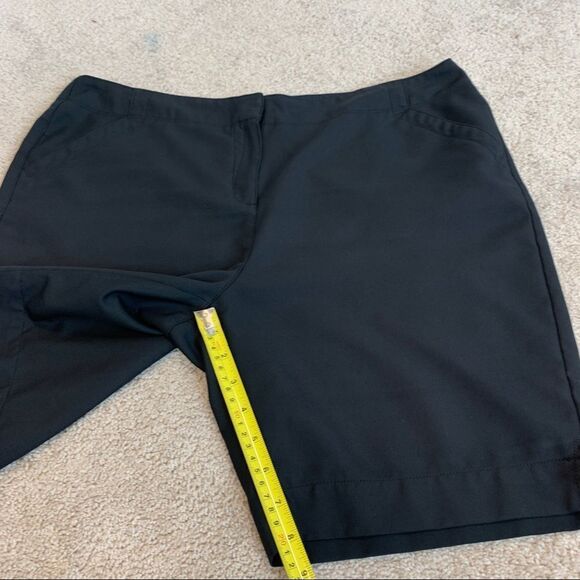 PGA Tour Black golf shorts stretchy Sz 14 - Picture 6 of 8